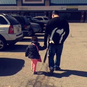 Meet your Posher, Cesar